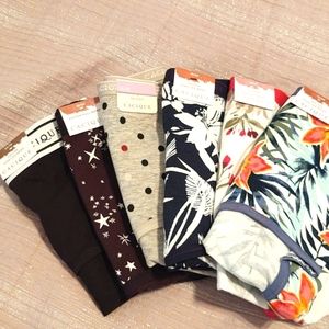 Cacique ,4 cotton hi legs18/20 NWT